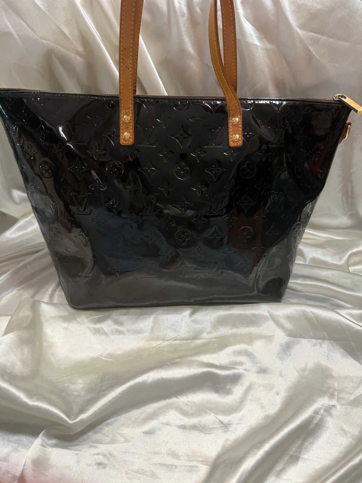 Louis Vuitton Vernis Bellevue Gm Tote Shoulder Bag
