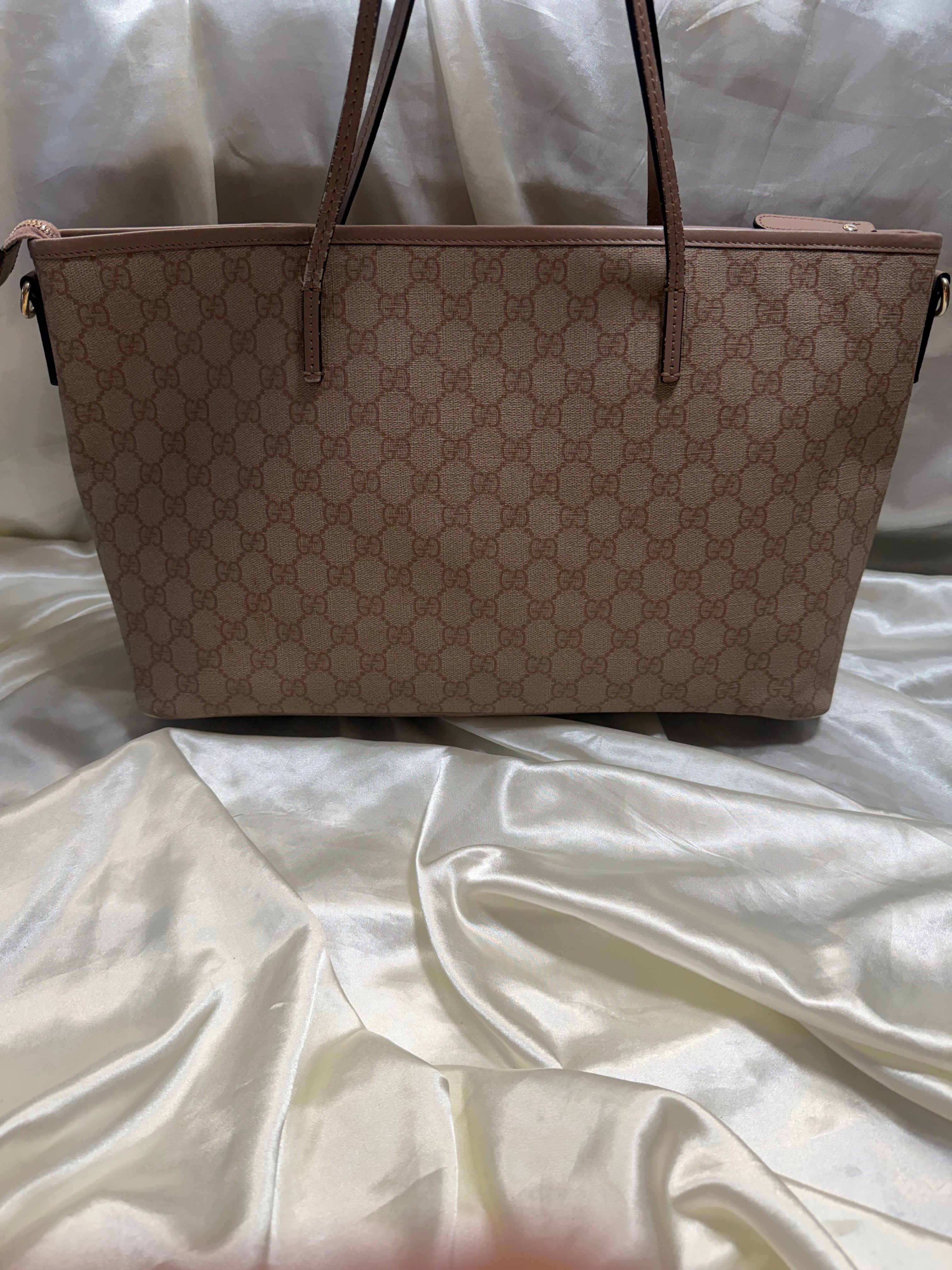 Gucci Monogram Supreme Zipper Tote Medium Shoulder Bag