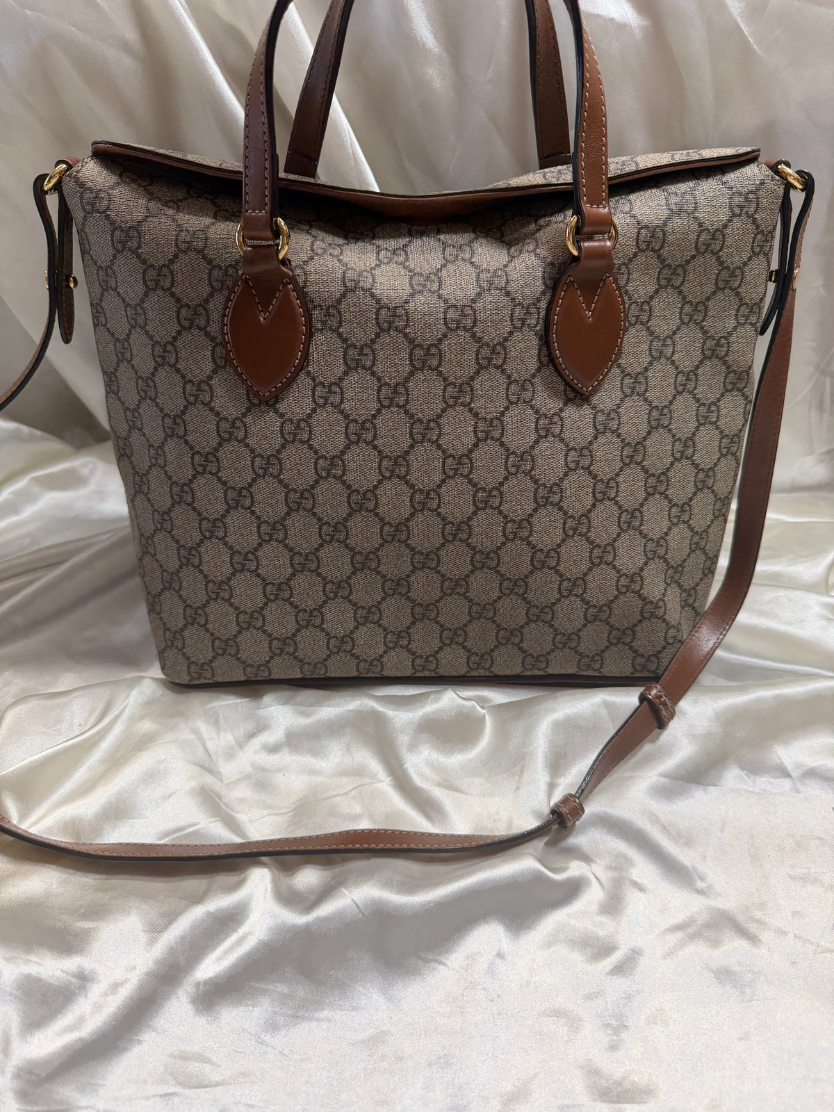 Gucci Supreme Linea Convertible Tote Sling