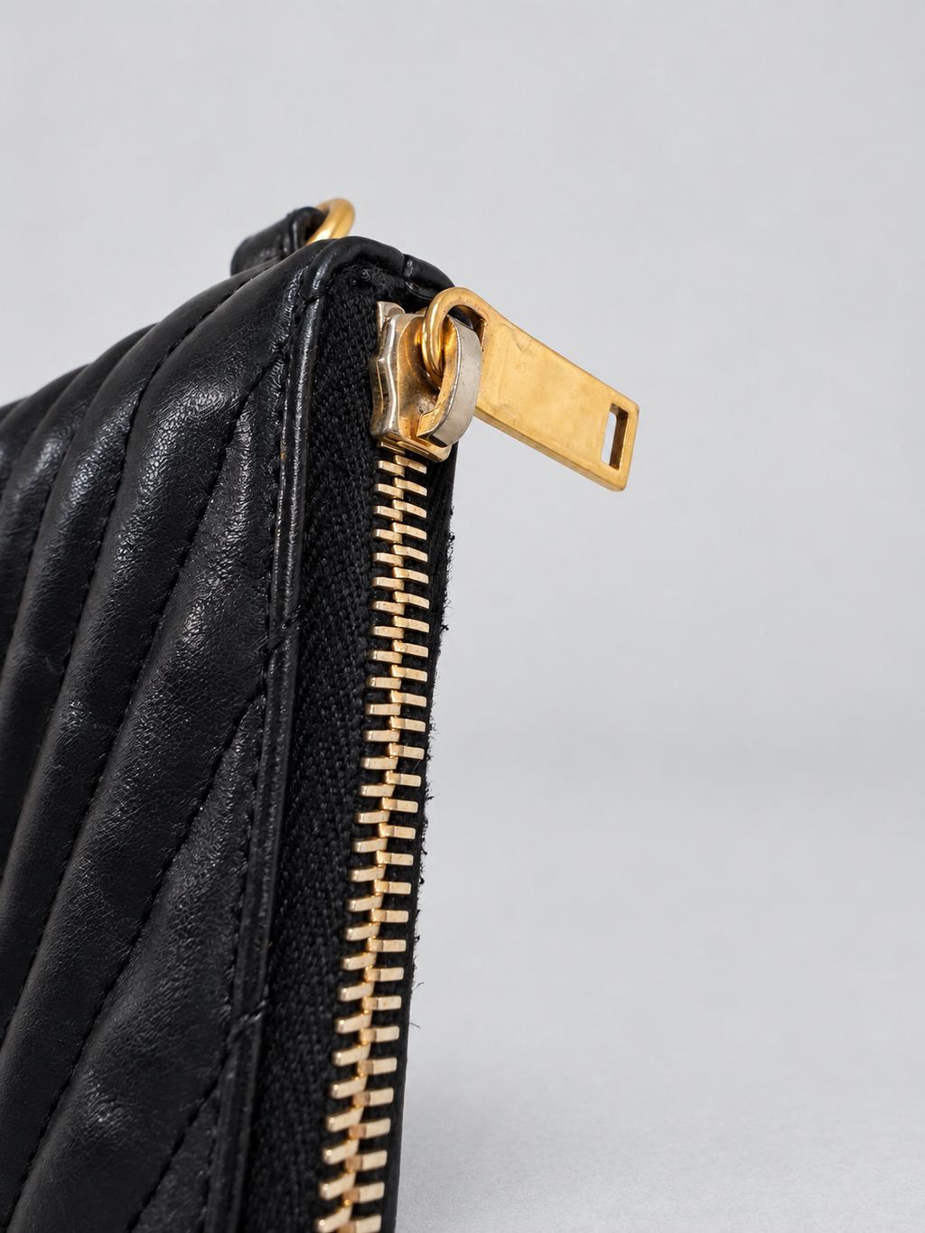 Yves Saint Laurent Clutch Matelasse Cassandre Pouch