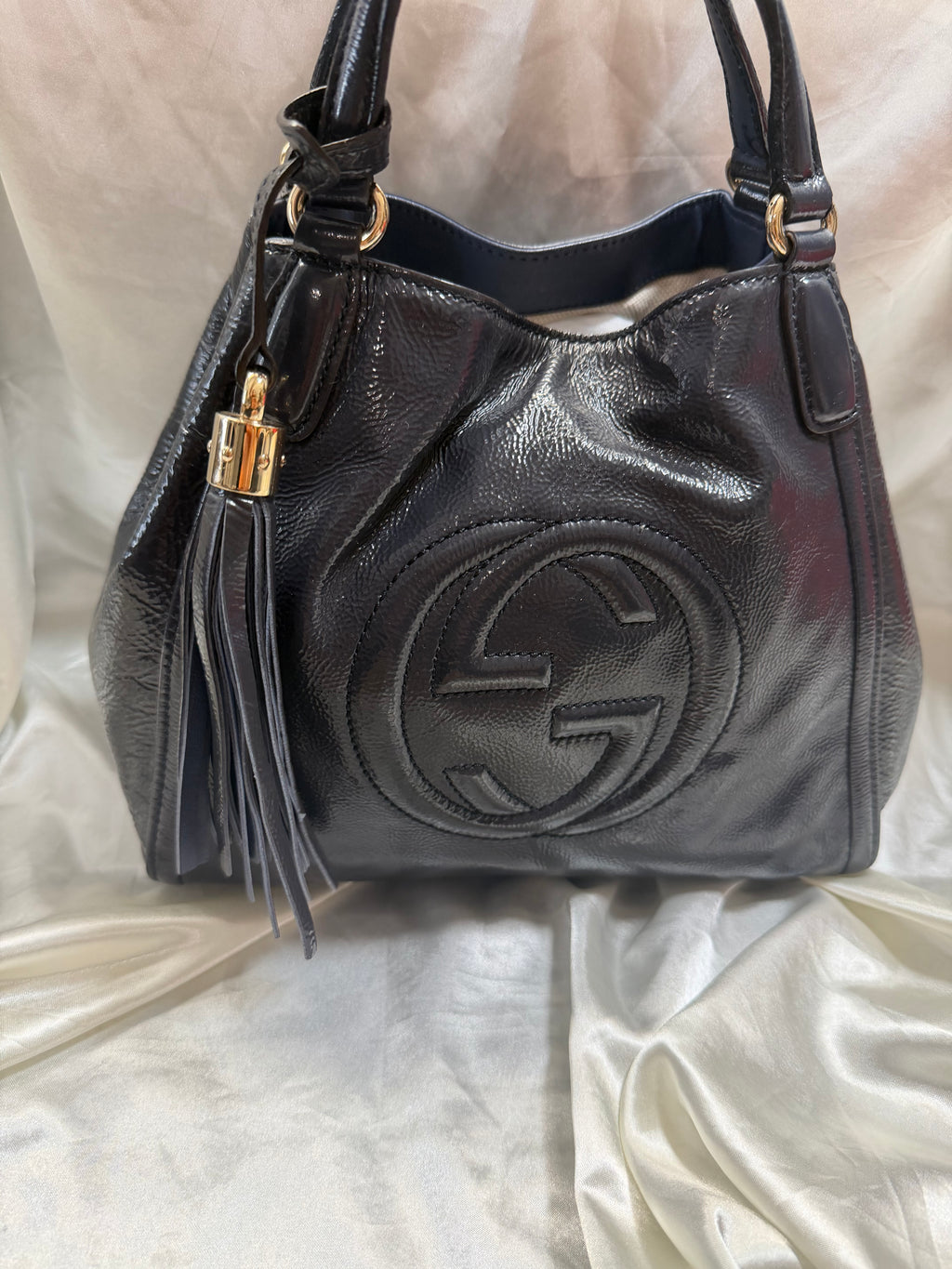 Gucci Leather Patent Soho Small in Navy Blue
