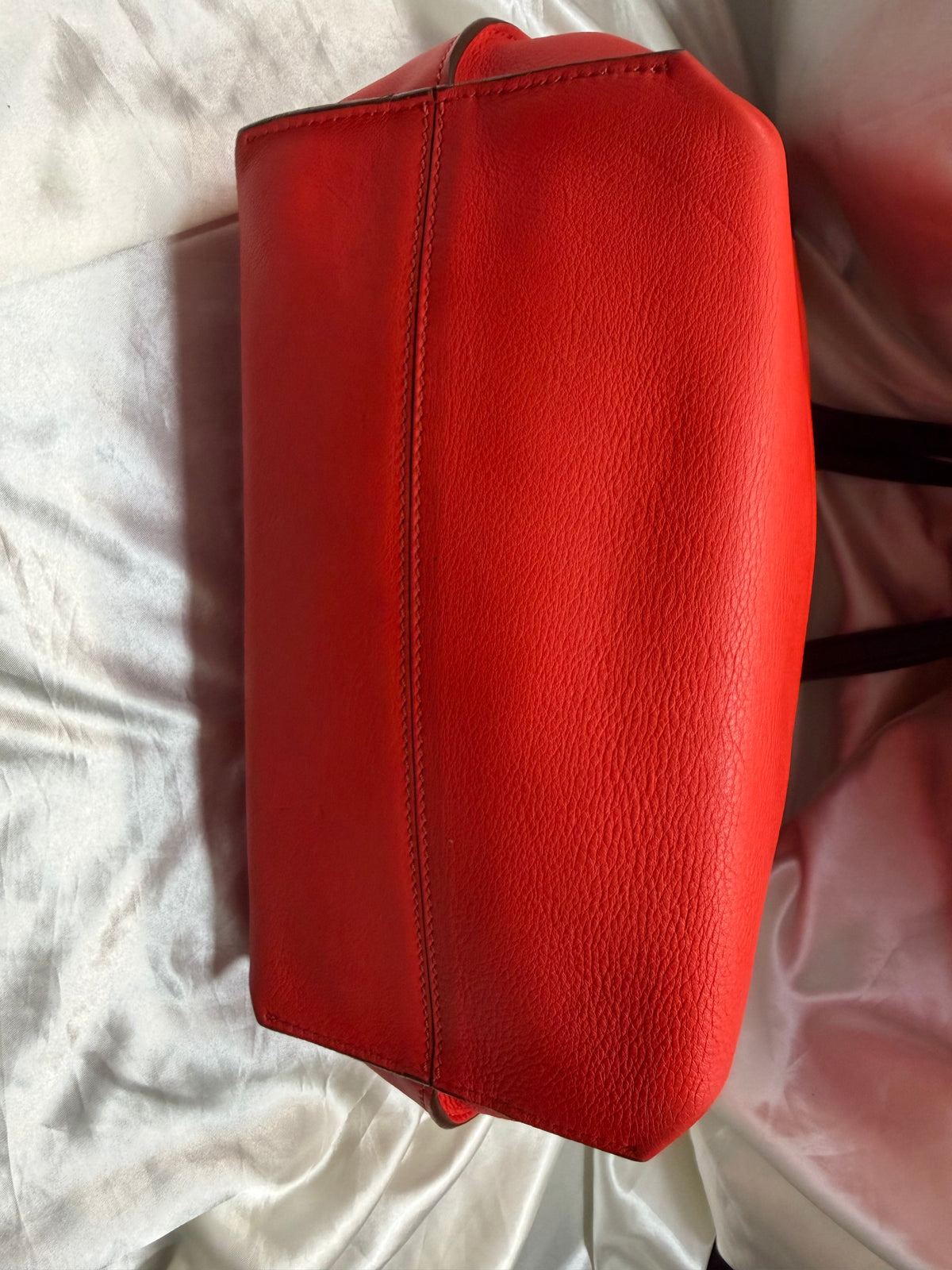 Fendi All in Leather Shopper Vertical Tote