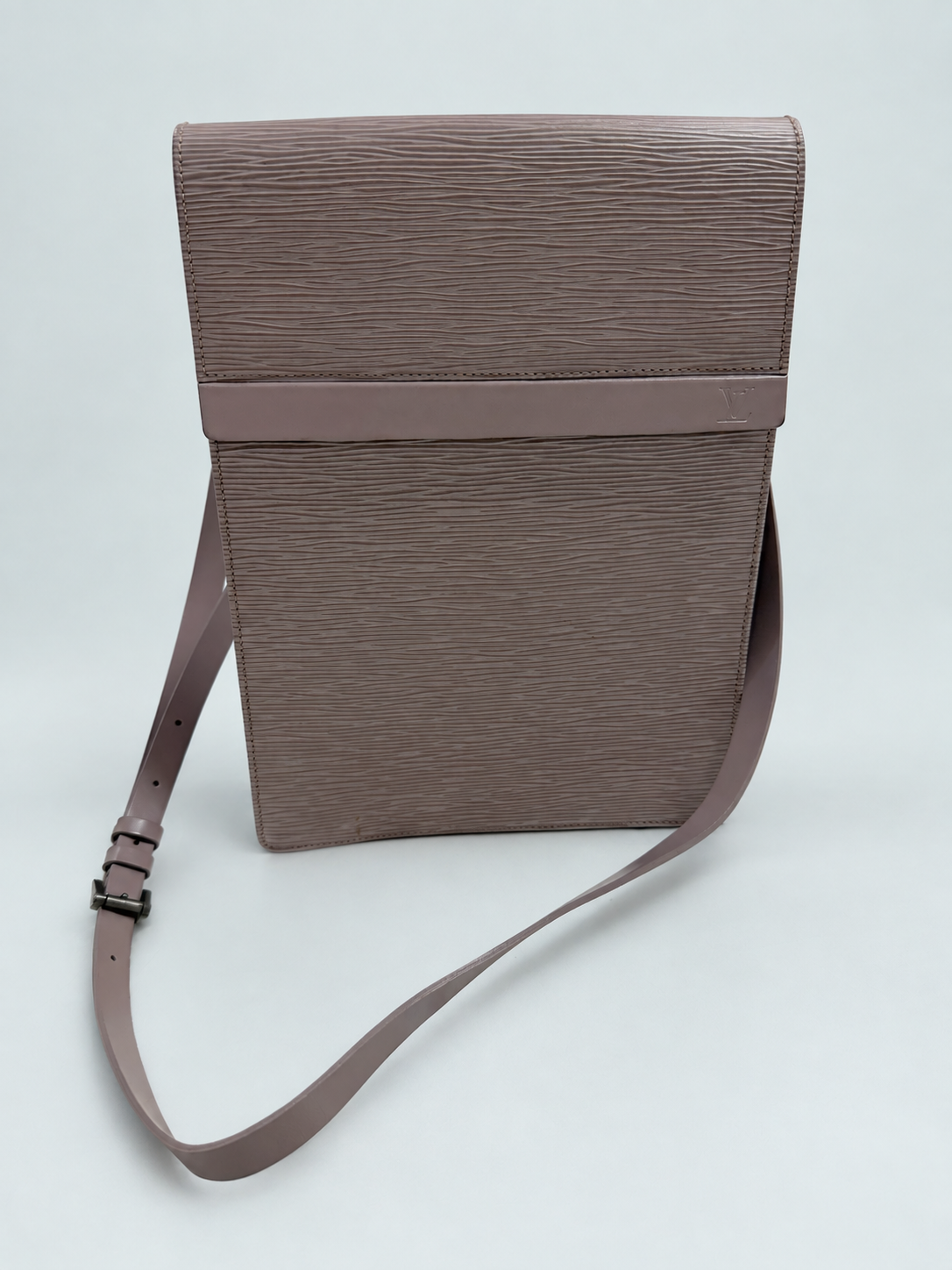 Louis Vuitton Ramatuelle Lilac Messenger Crossbody