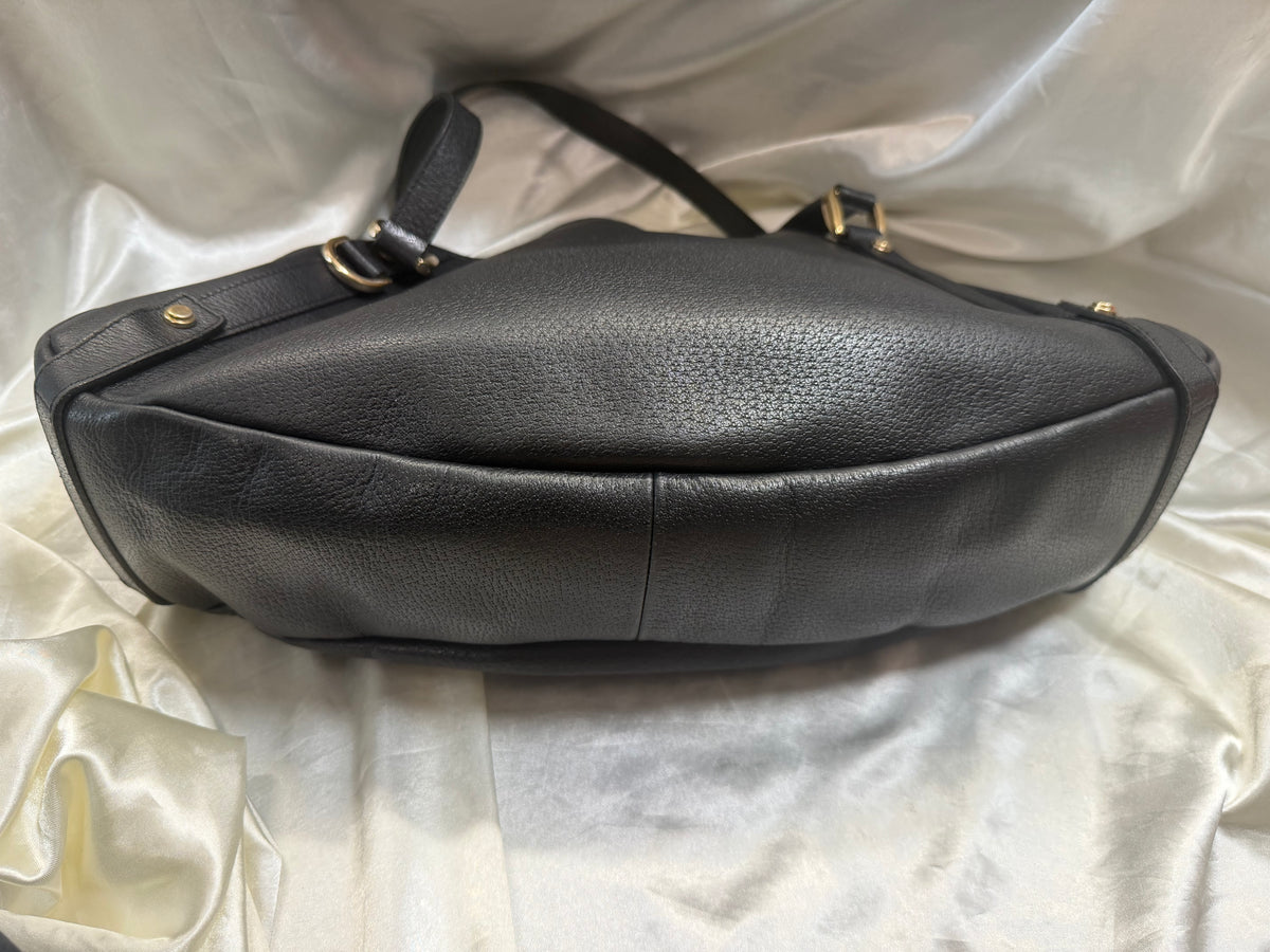 Gucci Abbey Tote Leather in Black