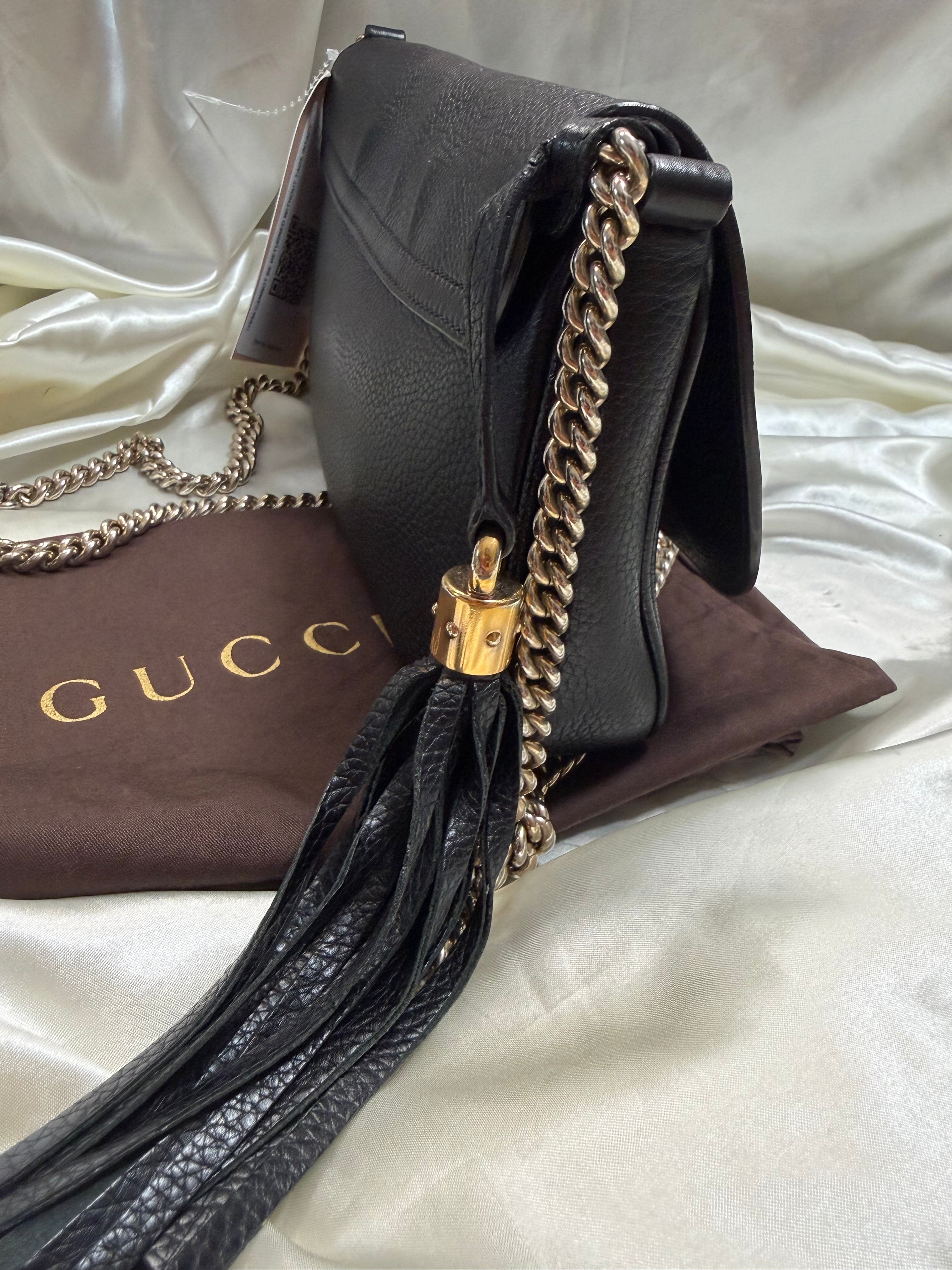 Gucci Pebbled Leather Soho Flap Medium Crossbody in Black