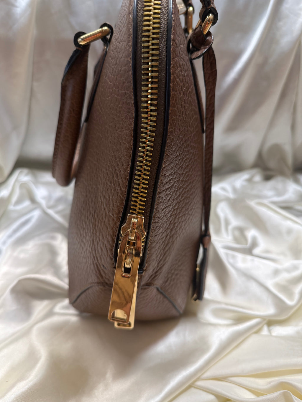 Burberry Heritage Grain Orchard Top Handle Large in Brown