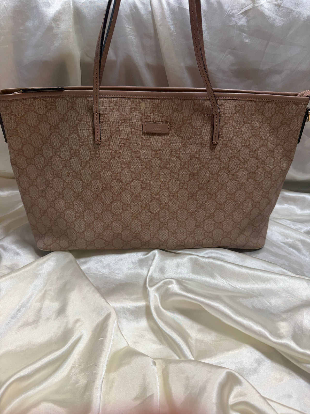 Gucci Monogram Supreme Zipper Tote Medium Shoulder Bag
