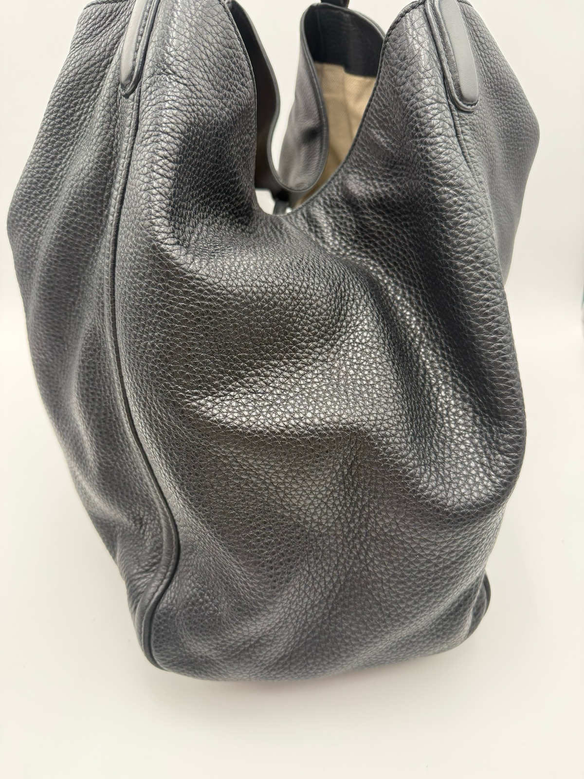 Gucci Soho Large Tote Pebbled Leather Black Shoulder Bag