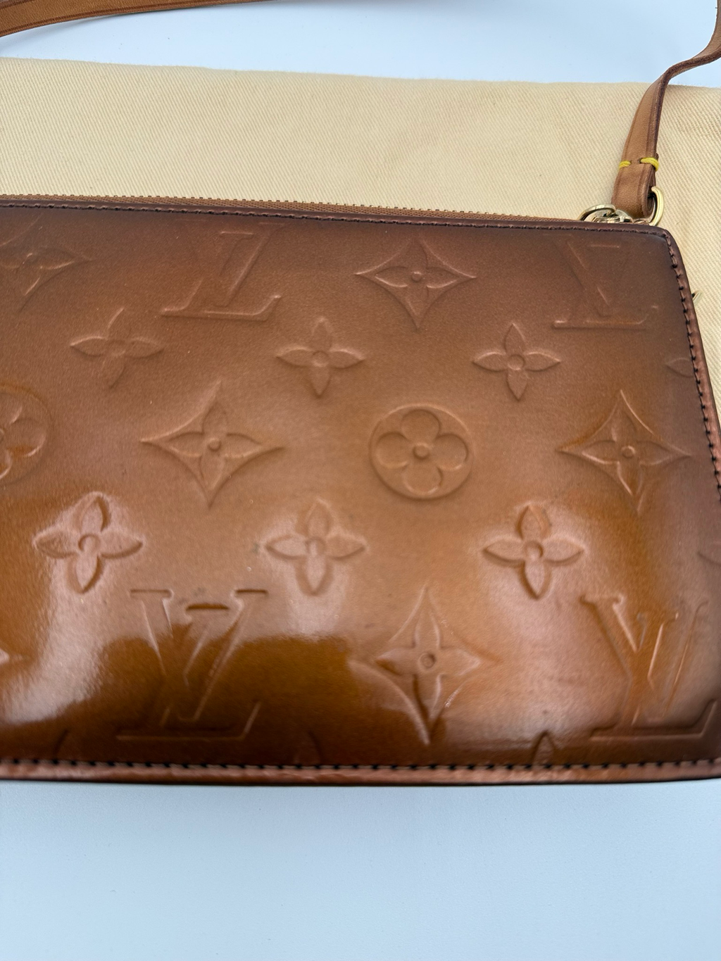 Louis Vuitton Lexington Pochette Monogram Vernis