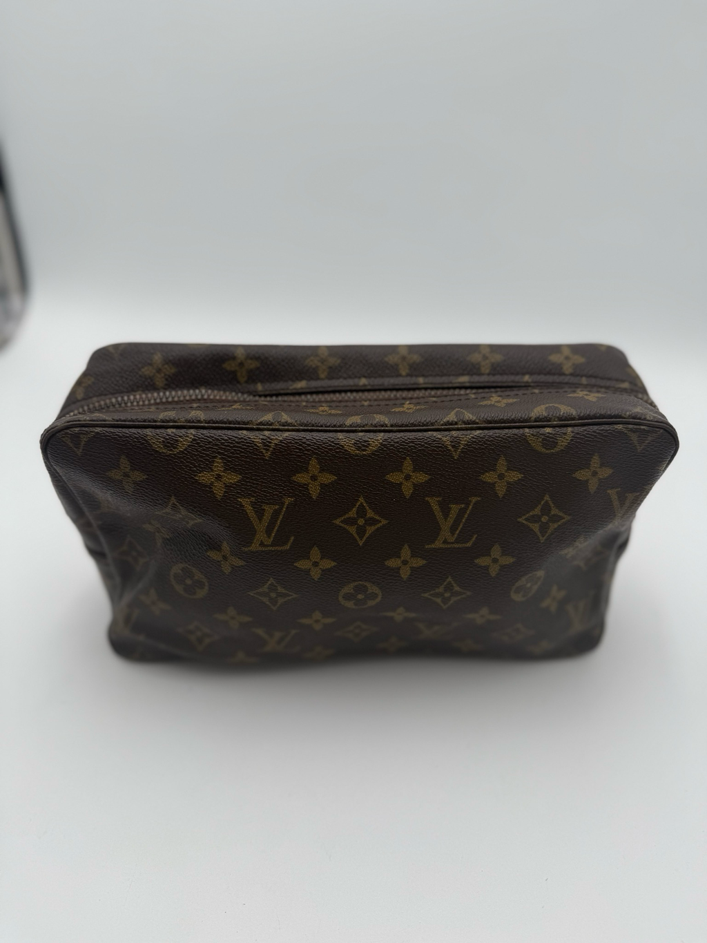 Louis Vuitton Monogram Trousse 28 Clutch