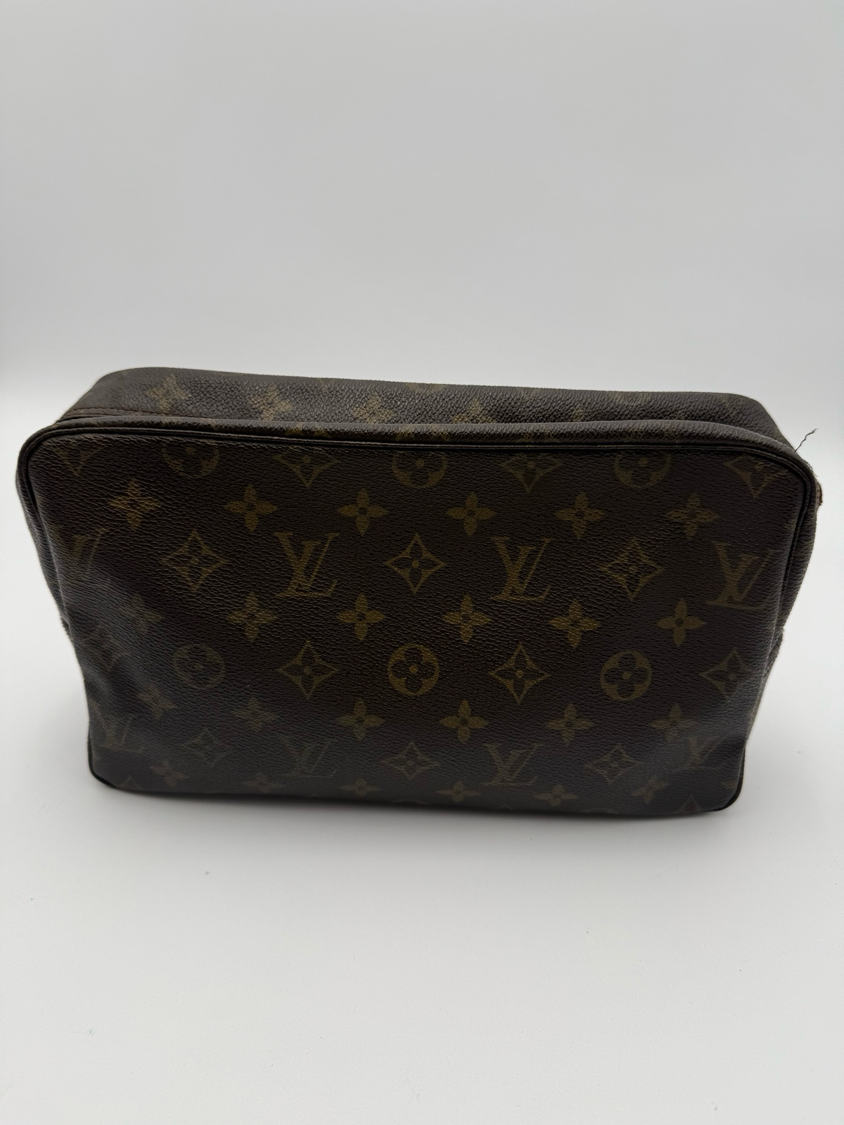 Louis Vuitton Monogram Trousse 28 Clutch Toiletry Pouch