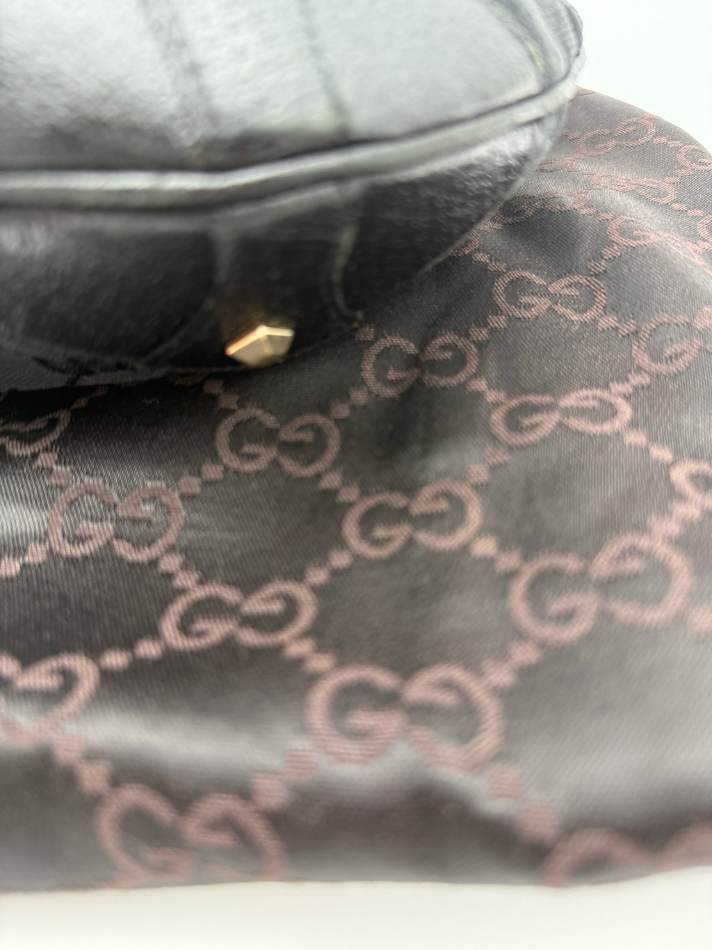 Gucci Vintage Hobo Monogram Jackie Piston Lock Shoulder