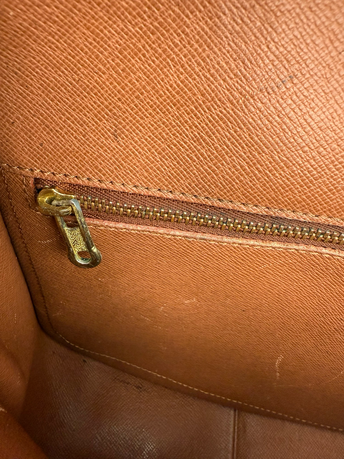 Louis Vuitton Monogram Saint Cloud Gm Messenger Bag