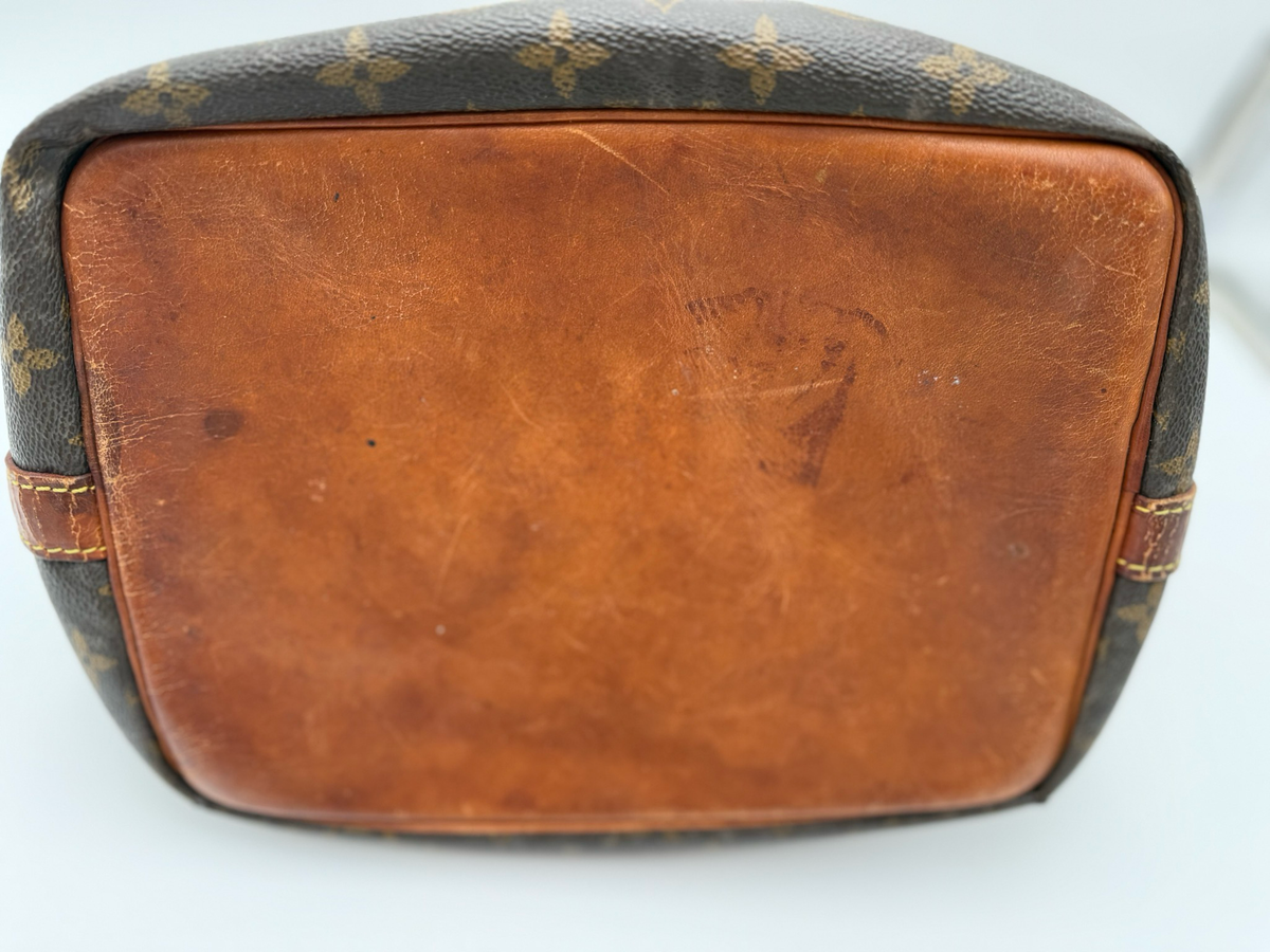 Louis Vuitton Monogram Petit Noe Hobo Shoulder Bag