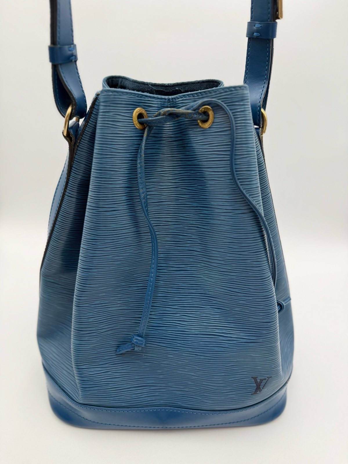 Louis Vuitton Epi Noe Gm Bucket Tote Shoulder Bag
