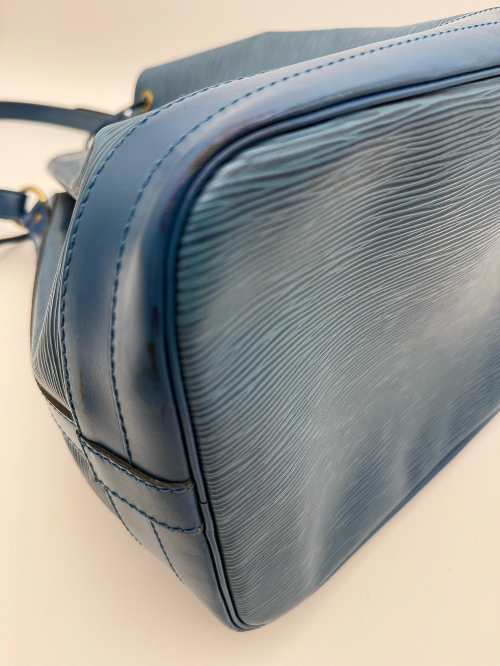 Louis Vuitton Epi Noe Gm Bucket Tote Shoulder Bag