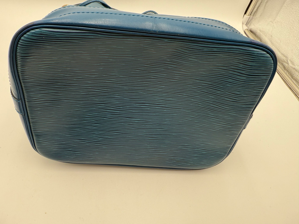 Louis Vuitton Epi Noe Gm Bucket Tote Shoulder Bag