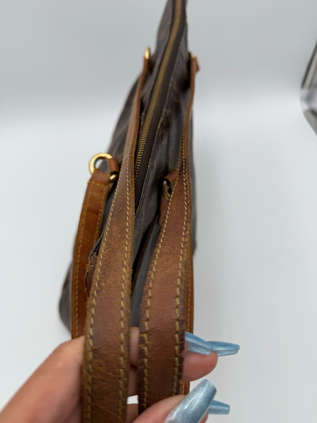 Louis Vuitton Monogram Totally MM Shoulder