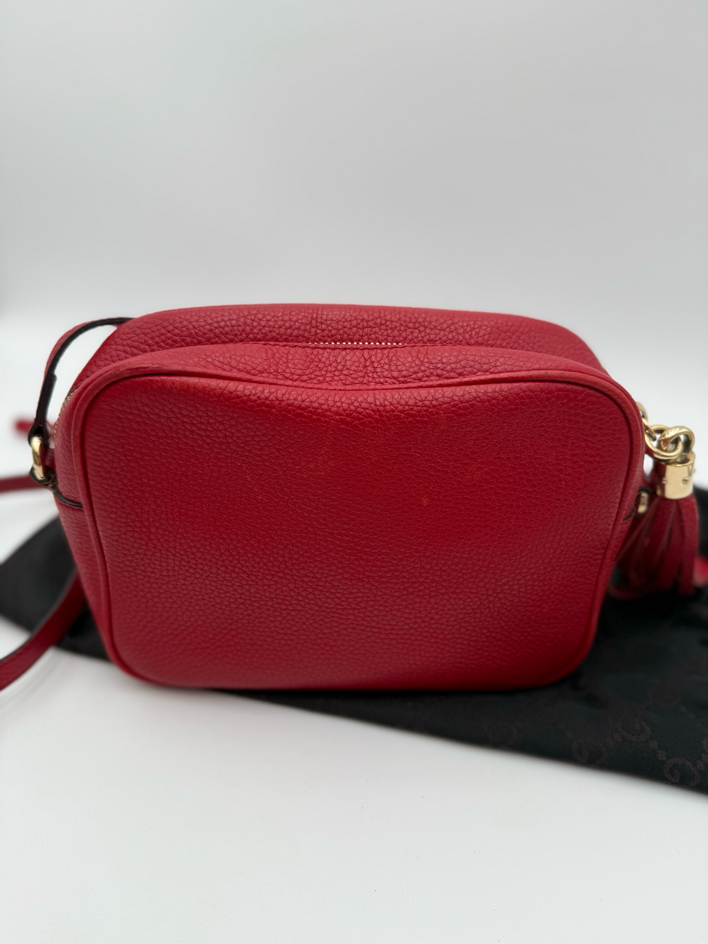 Gucci Pebbled Leather Red Soho Camera Bag