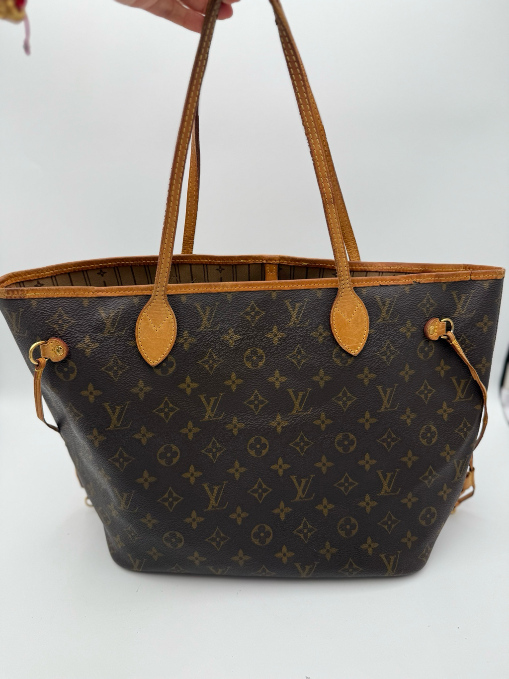 Louis Vuitton Neverfull MM Tote