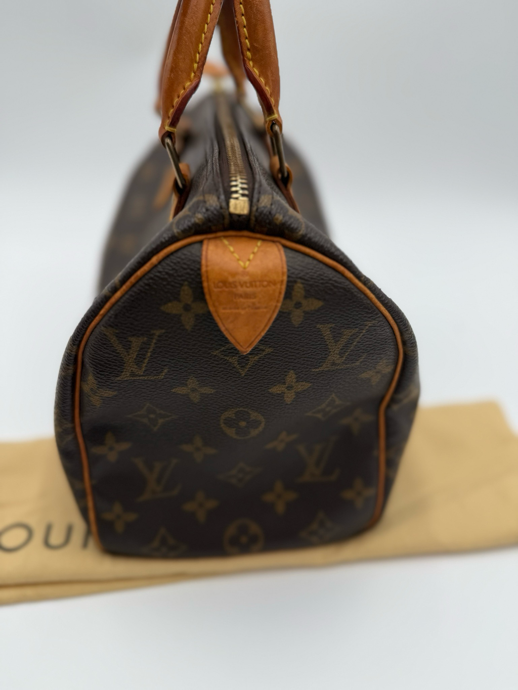 Louis Vuitton Monogram Speedy 25 Boston Satchel Top Handle