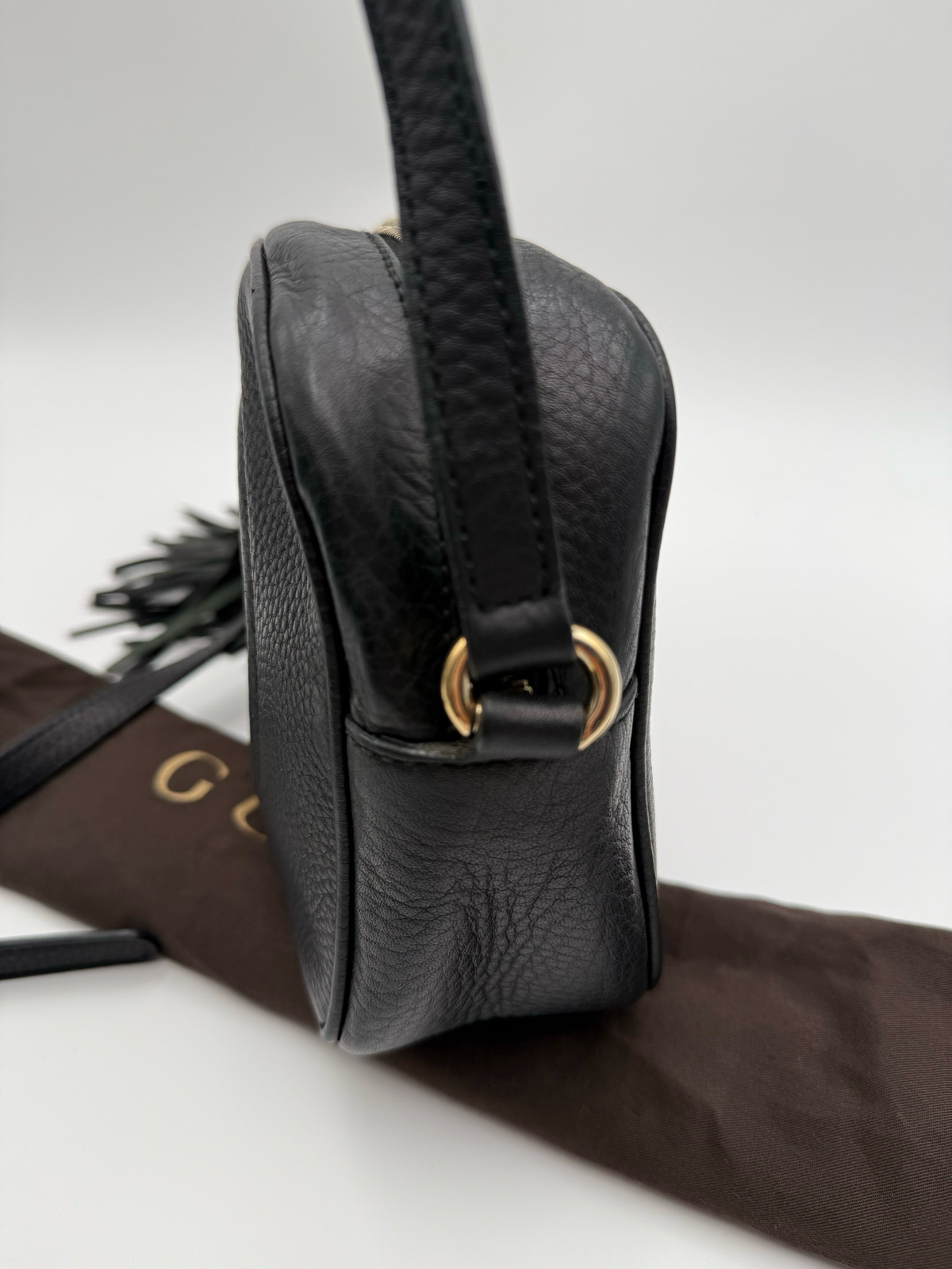 Gucci Soho Camera Bag Pebbled Leather Crossbody Sling Bag Small