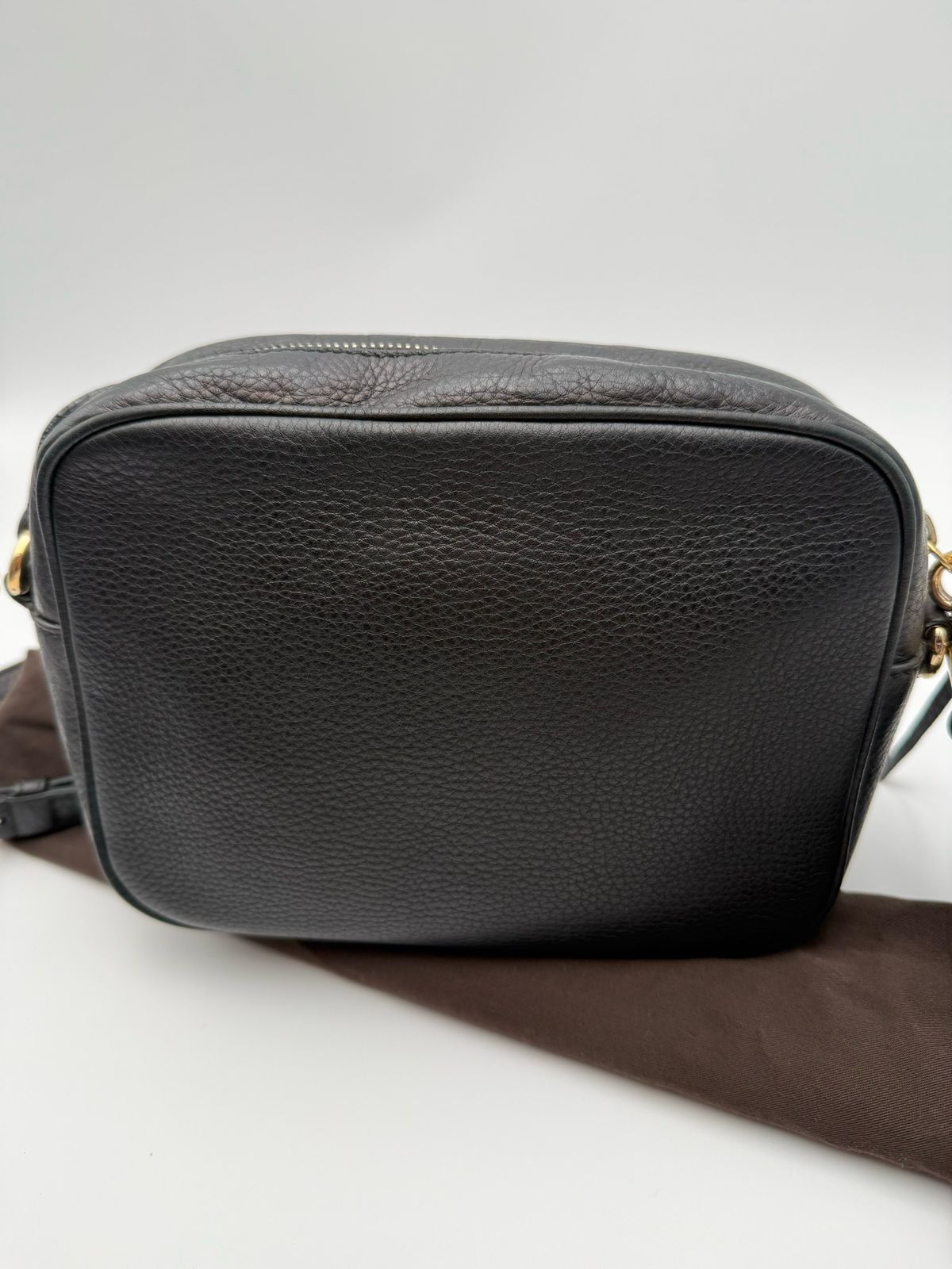 Gucci Soho Camera Bag Pebbled Leather Crossbody Sling Bag Small