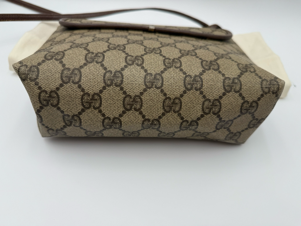 Gucci Supreme Vintage Sling Crossbody