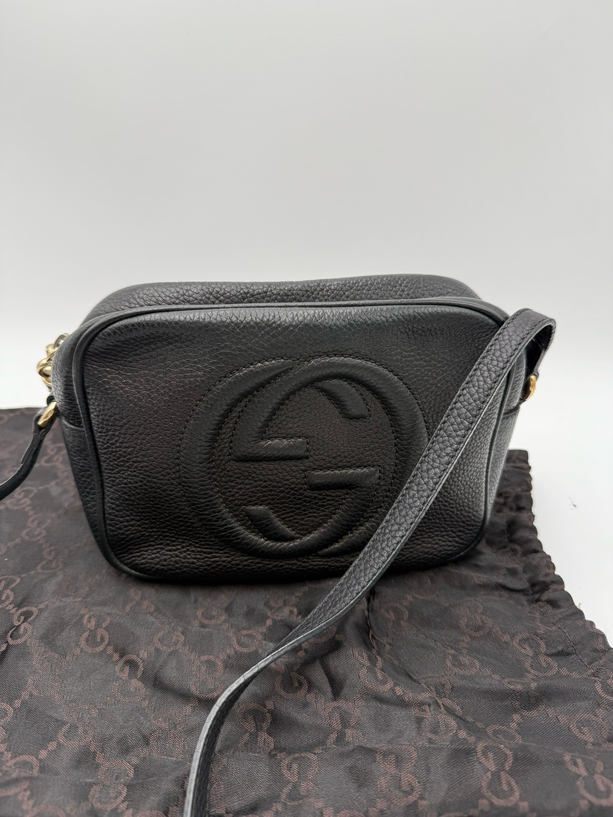 Gucci Soho Camera Bag Messenger Sling Small Black Pebbled Leather