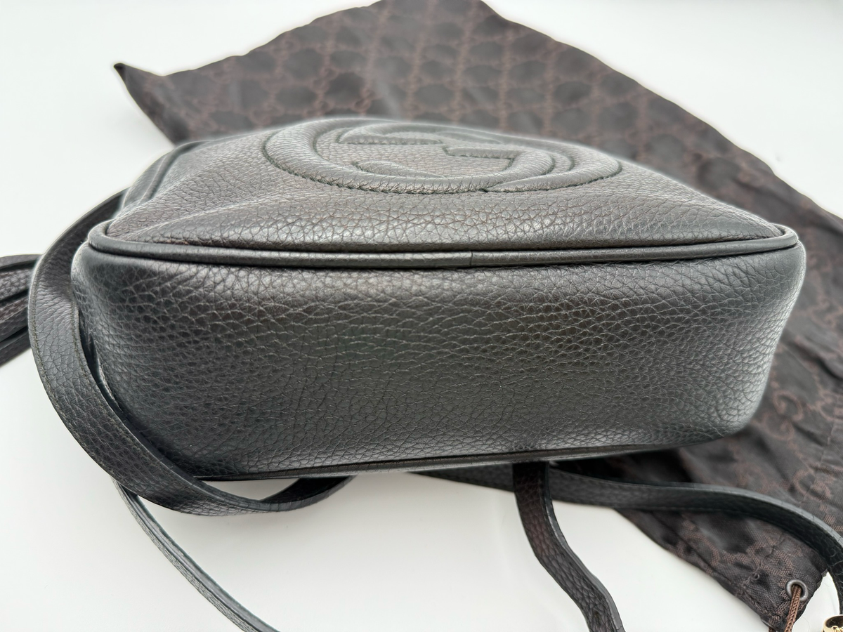 Gucci Soho Camera Bag Messenger Sling Small Black Pebbled Leather