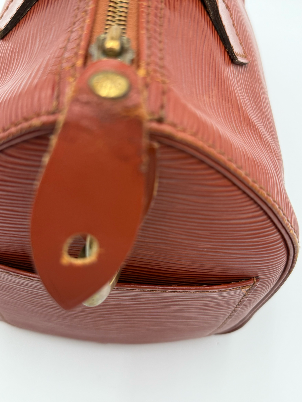 Louis Vuitton Speedy 25 Epi Boston Satchel Top Handle