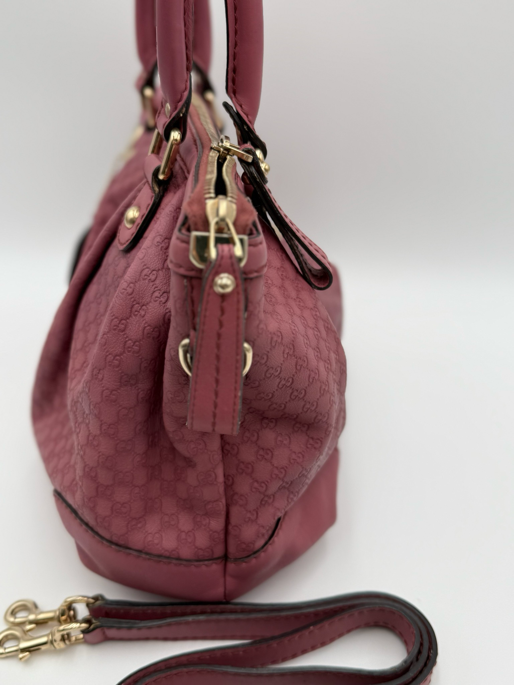 Gucci Sukey Micro Monogram Messenger Crossbody