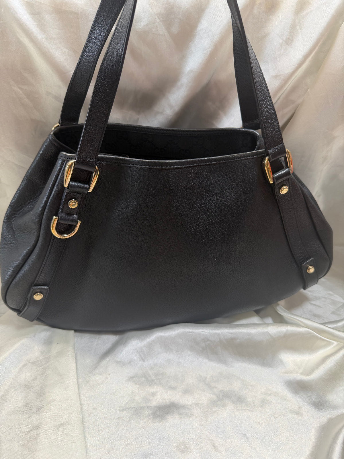 Gucci Abbey Tote Leather in Black