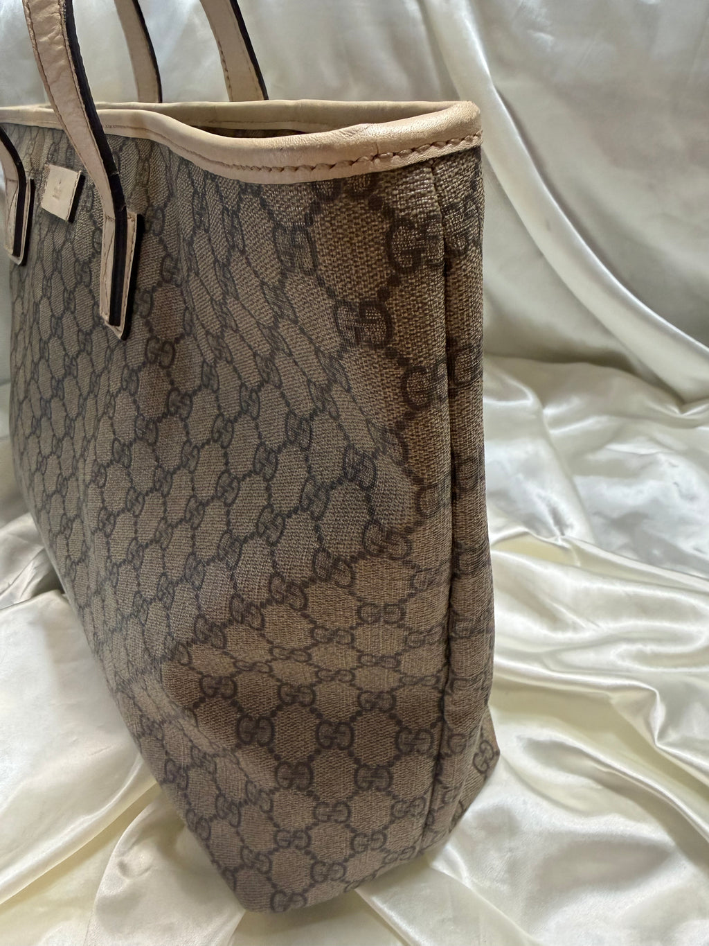 Gucci Monogram Supreme Plus Zipper Tote Shoulder Bag