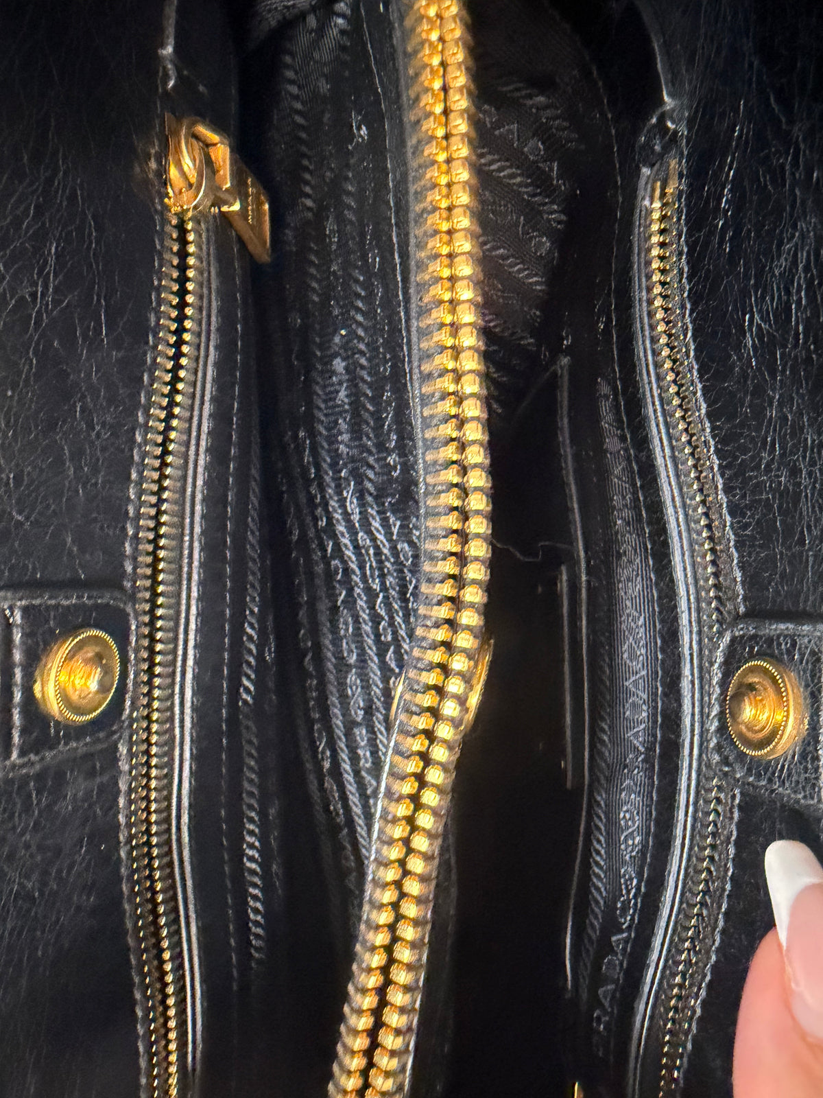 Prada Vitello Shine Leather Crossbody in Black