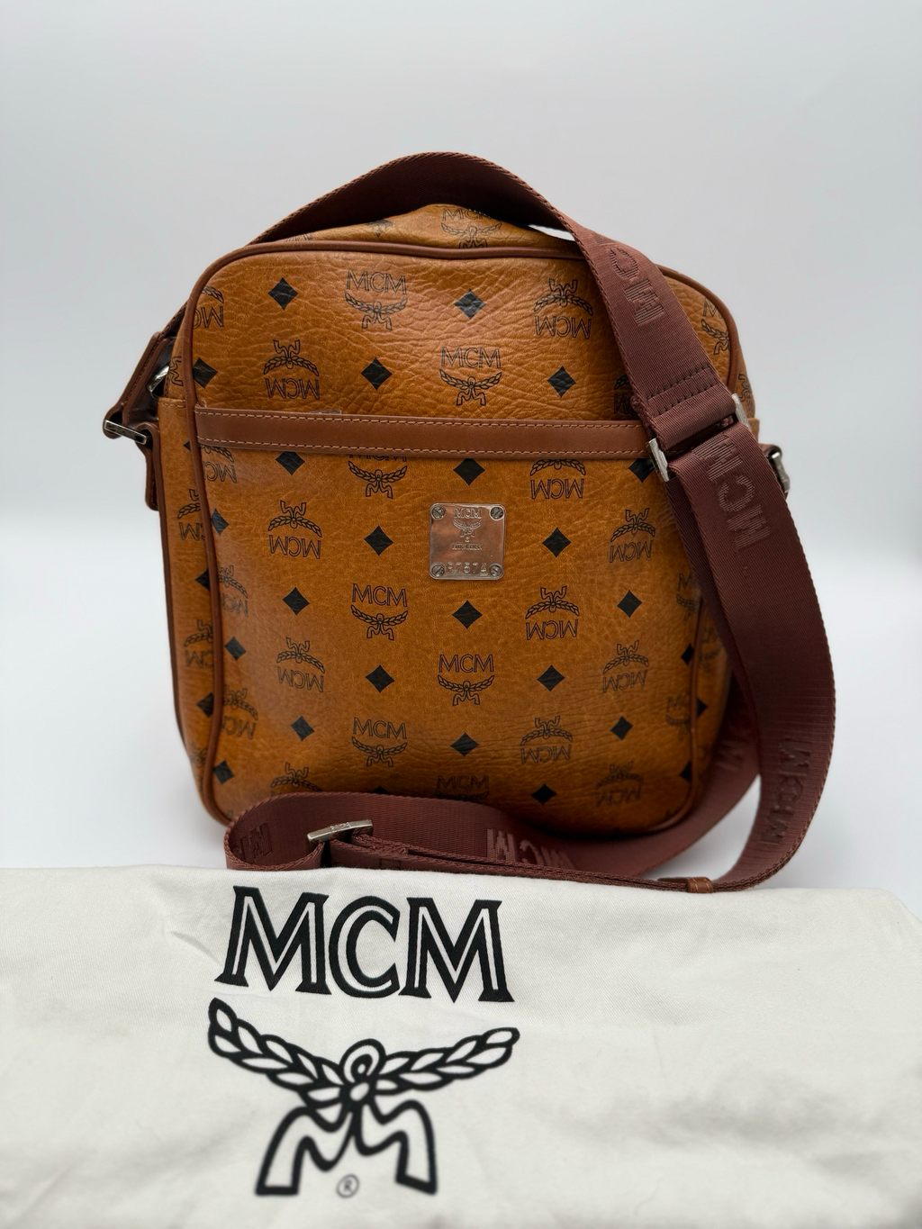 Mcm Visetos Cognac Camera Bag Messenger Crossbody Sling