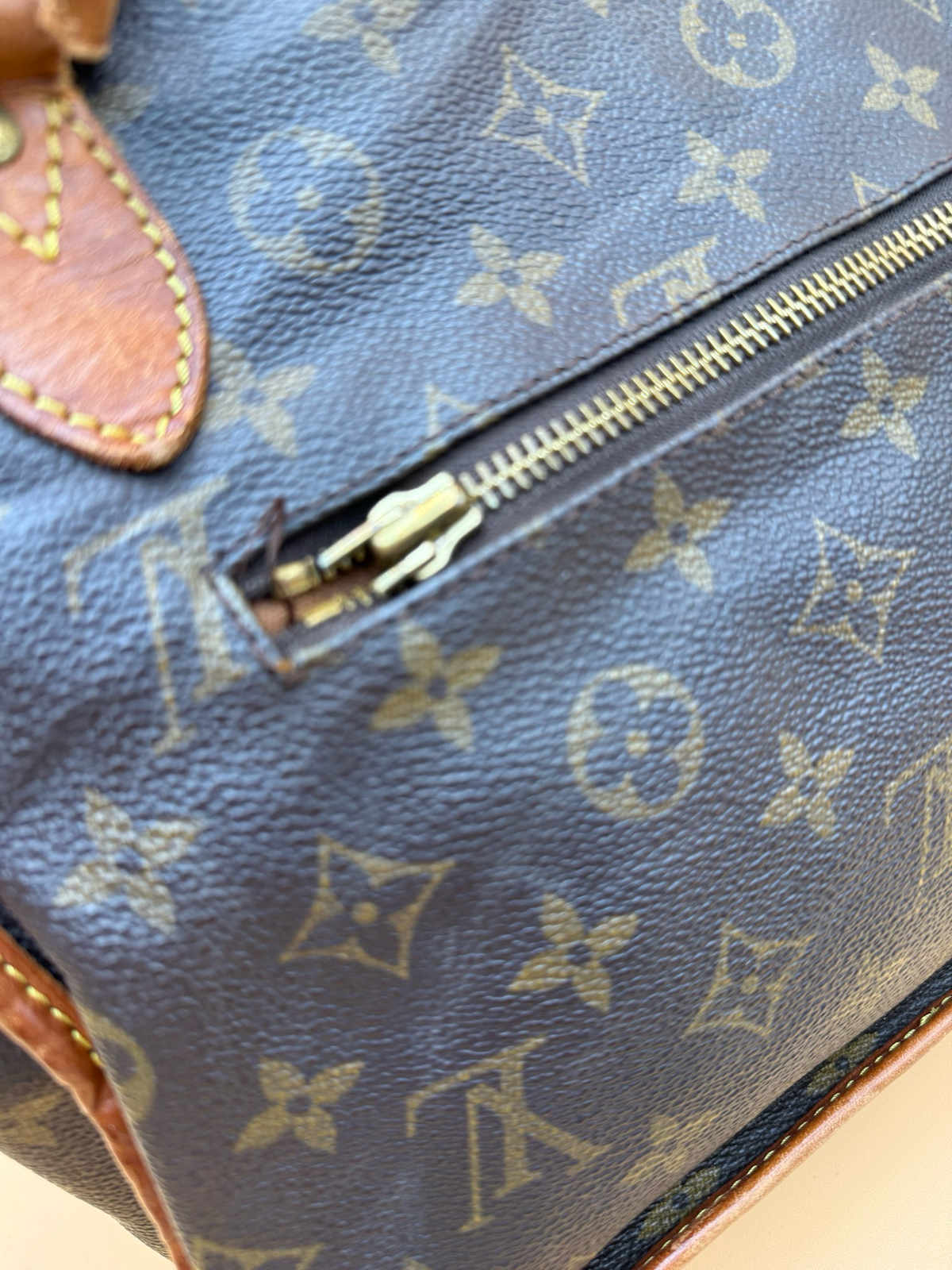 Louis Vuitton Monogram Gibeciere Crossbody Messenger Project Sling