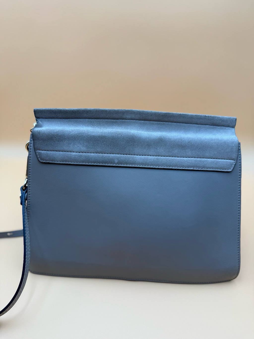 Chloe Faye Crossbody Messenger