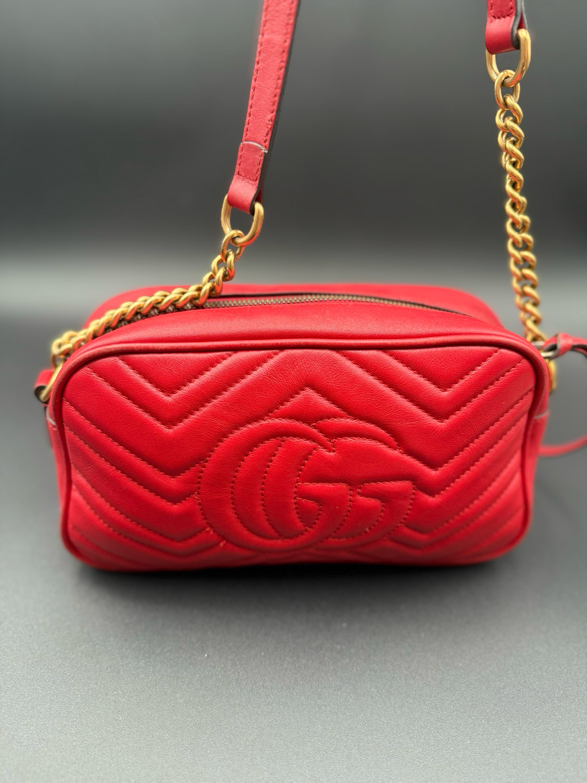 Gucci Chevron Calfskin Marmont Crossbody Small Messenger Hibiscus Red