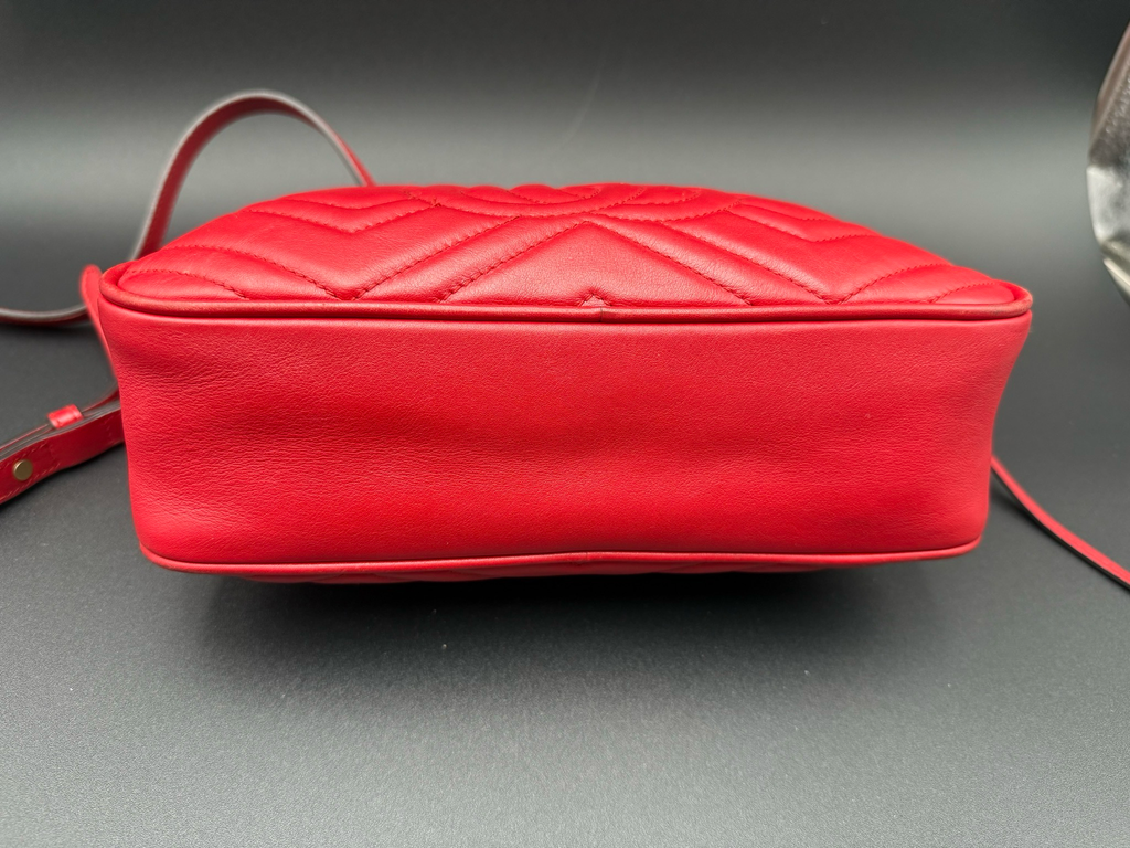 Gucci Chevron Calfskin Marmont Crossbody Small Messenger Hibiscus Red