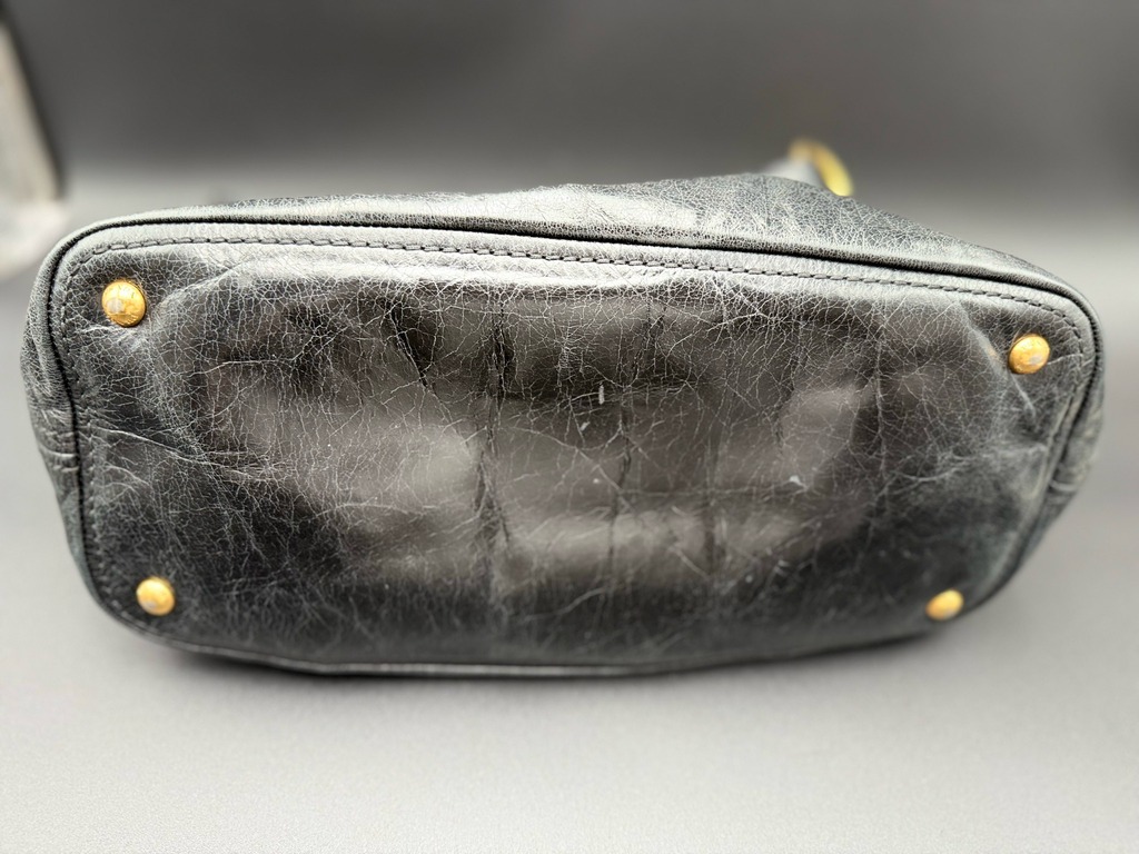 Prada Vitello Shine Hobo Pushlock Leather Shoulder Black Large