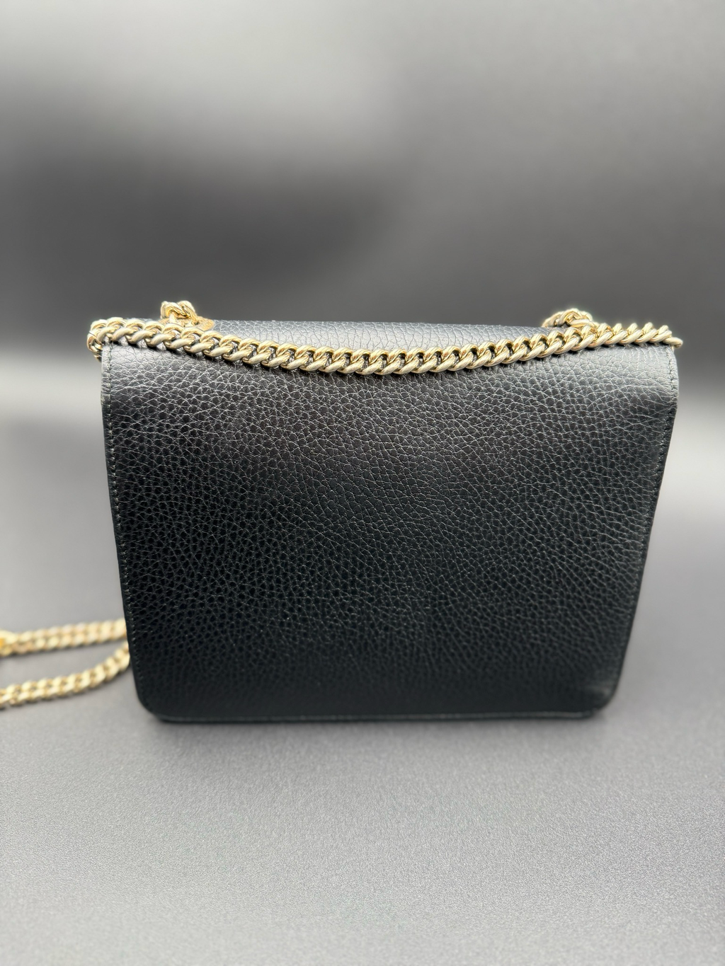 Gucci Pebbled Leather Sling Black Messenger Dollar Interlocking Small