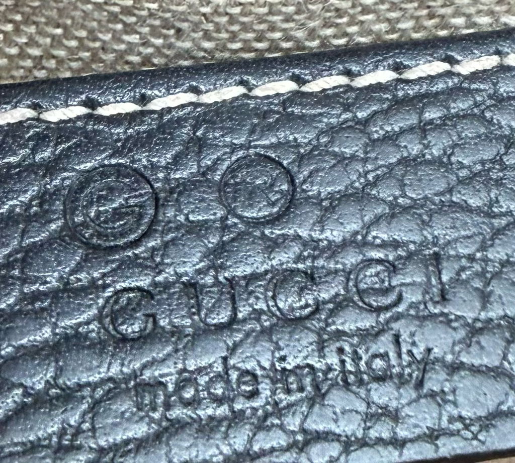 Gucci Pebbled Leather Sling Black Messenger Dollar Interlocking Small