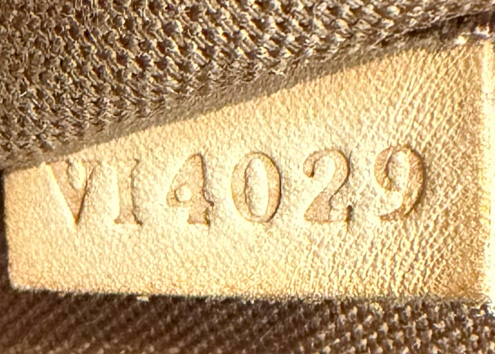 Louis Vuitton Monogram Tivoli Pm Handbag