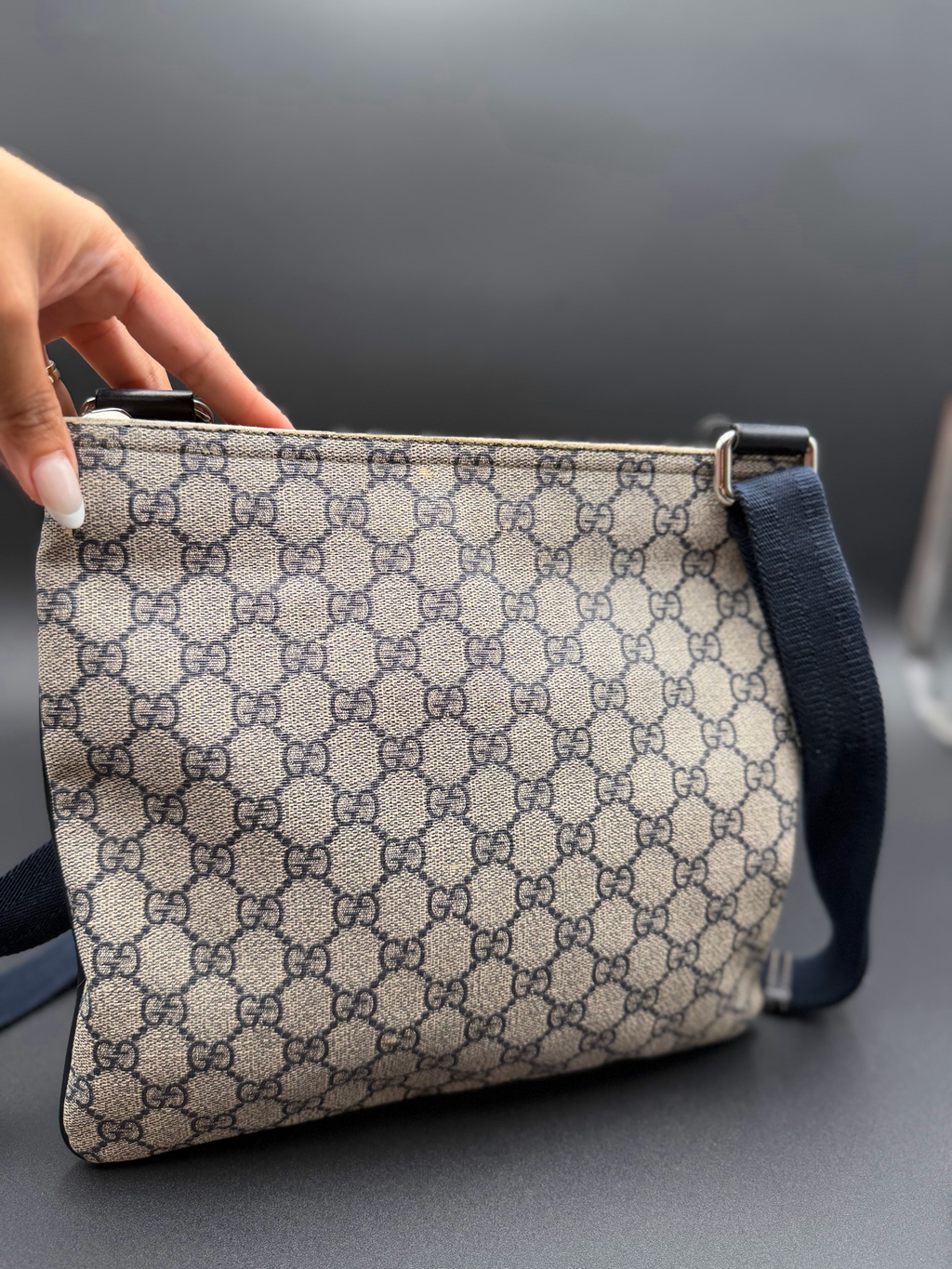Gucci Flat Messenger Supreme Crossbody Sling