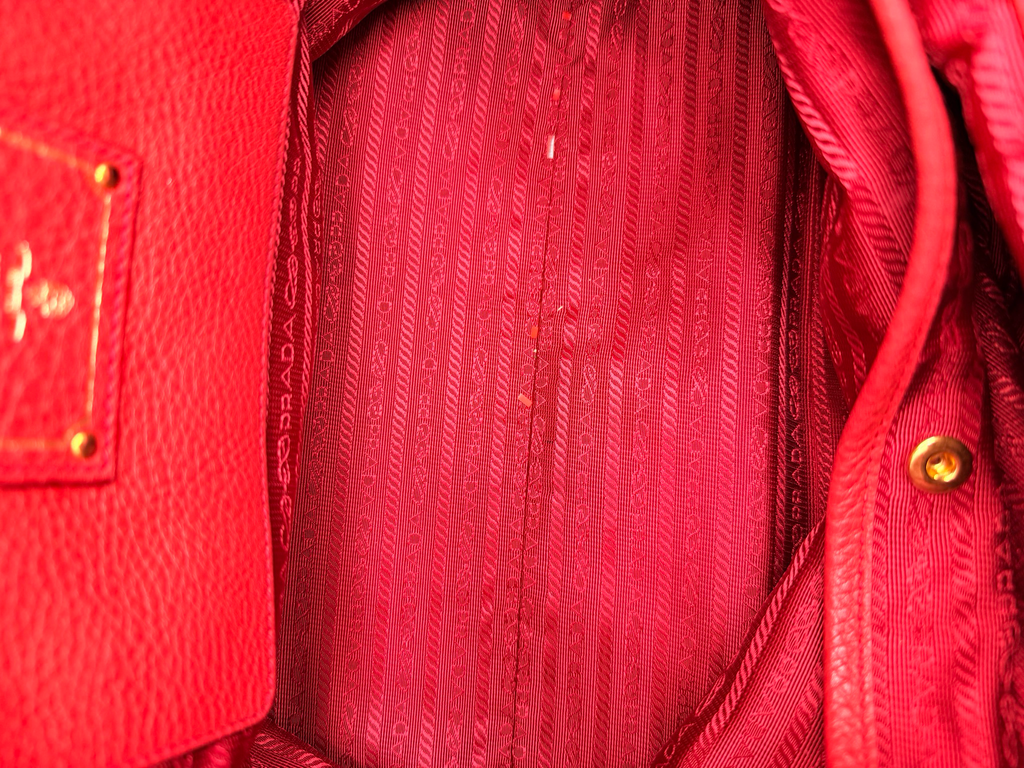 Prada Vitello Daino Vertical Tote Large Sling Messenger Red