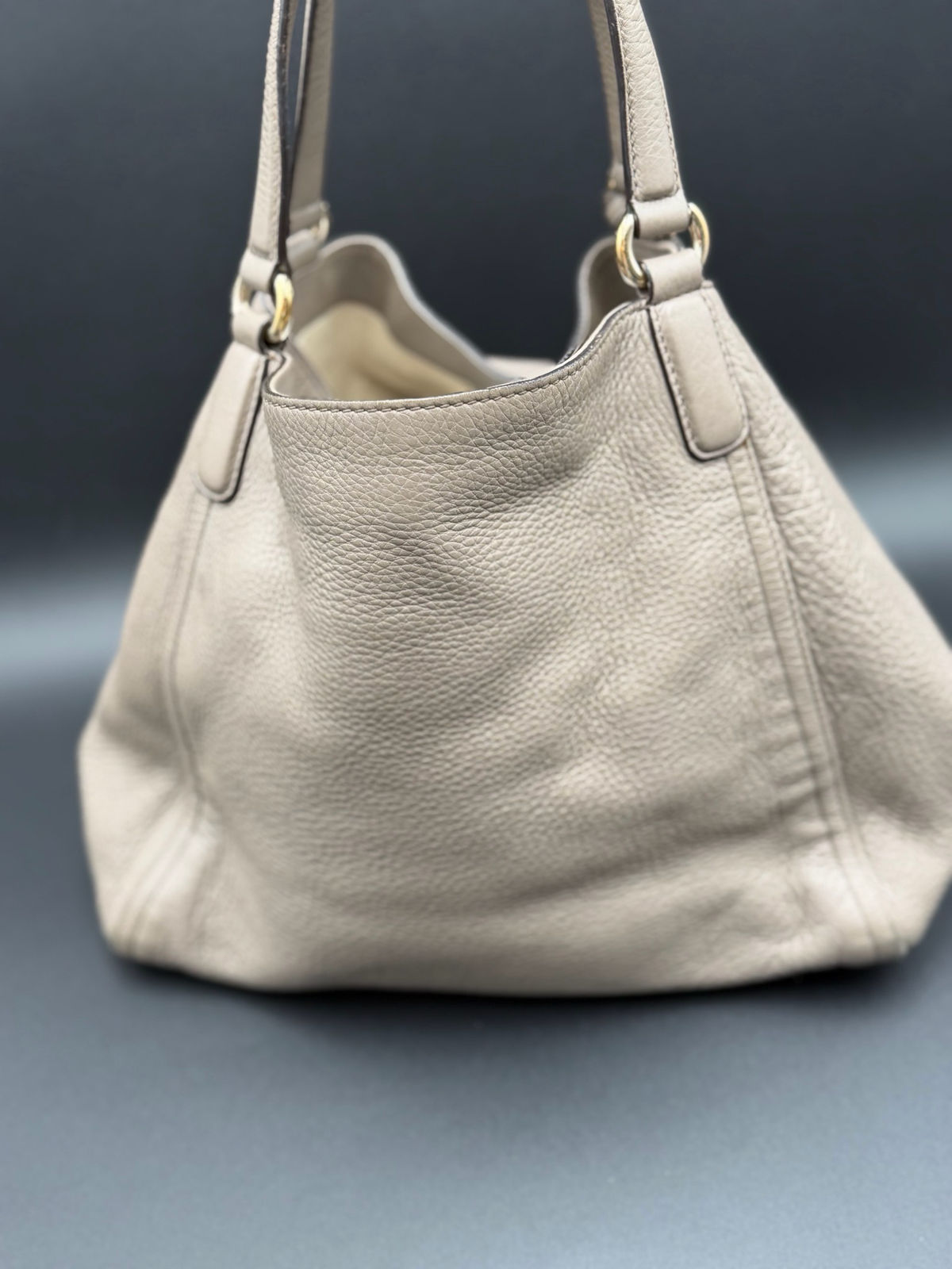 Gucci Soho Pebbled Leather Shoulder Bag Tote Cellarius Small