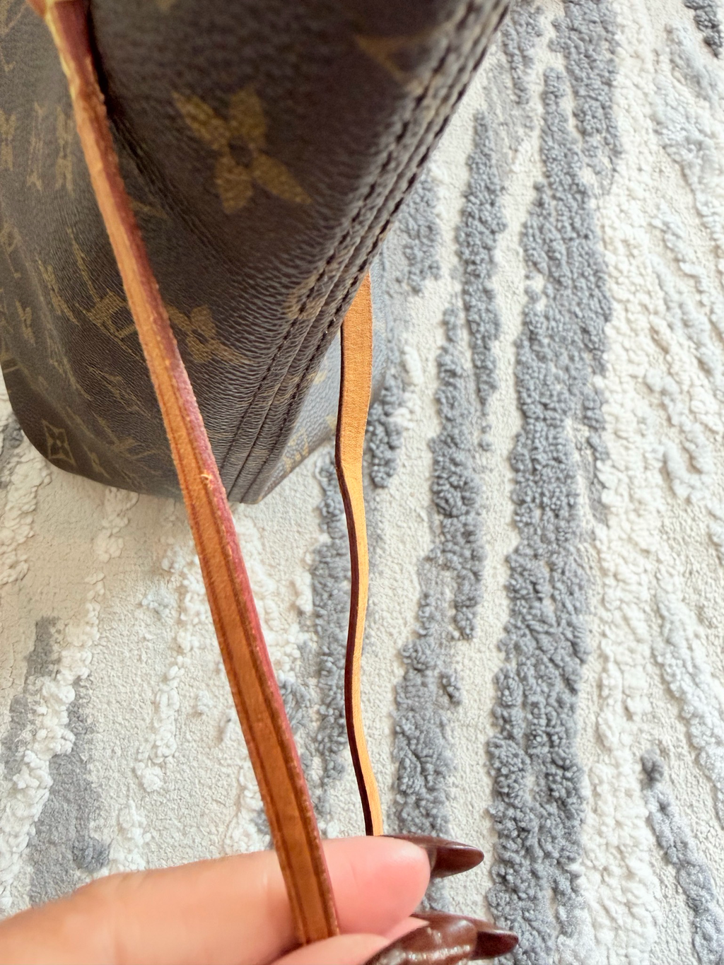 Louis Vuitton Neverfull Monogram Mm Tote Shoulder