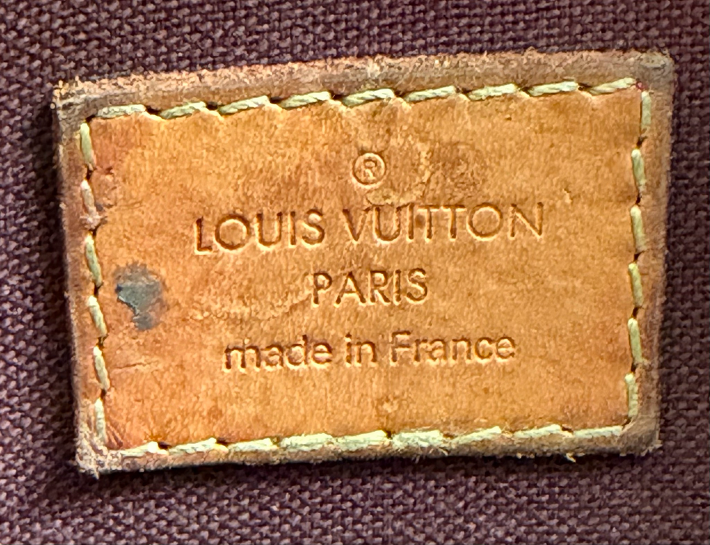Louis Vuitton Monogram Favorite Pm Crossbody Messenger