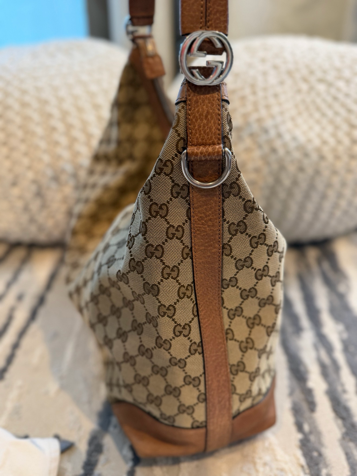Gucc Monogram Canvas Bree Miss G Hobo Shoulder Bag